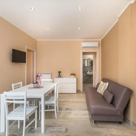 Relax Ciampino - By Good Time Apartments Buitenkant foto
